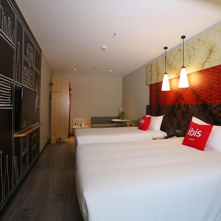 Ibis Haikou Injoy Plaza Hotel Экстерьер фото