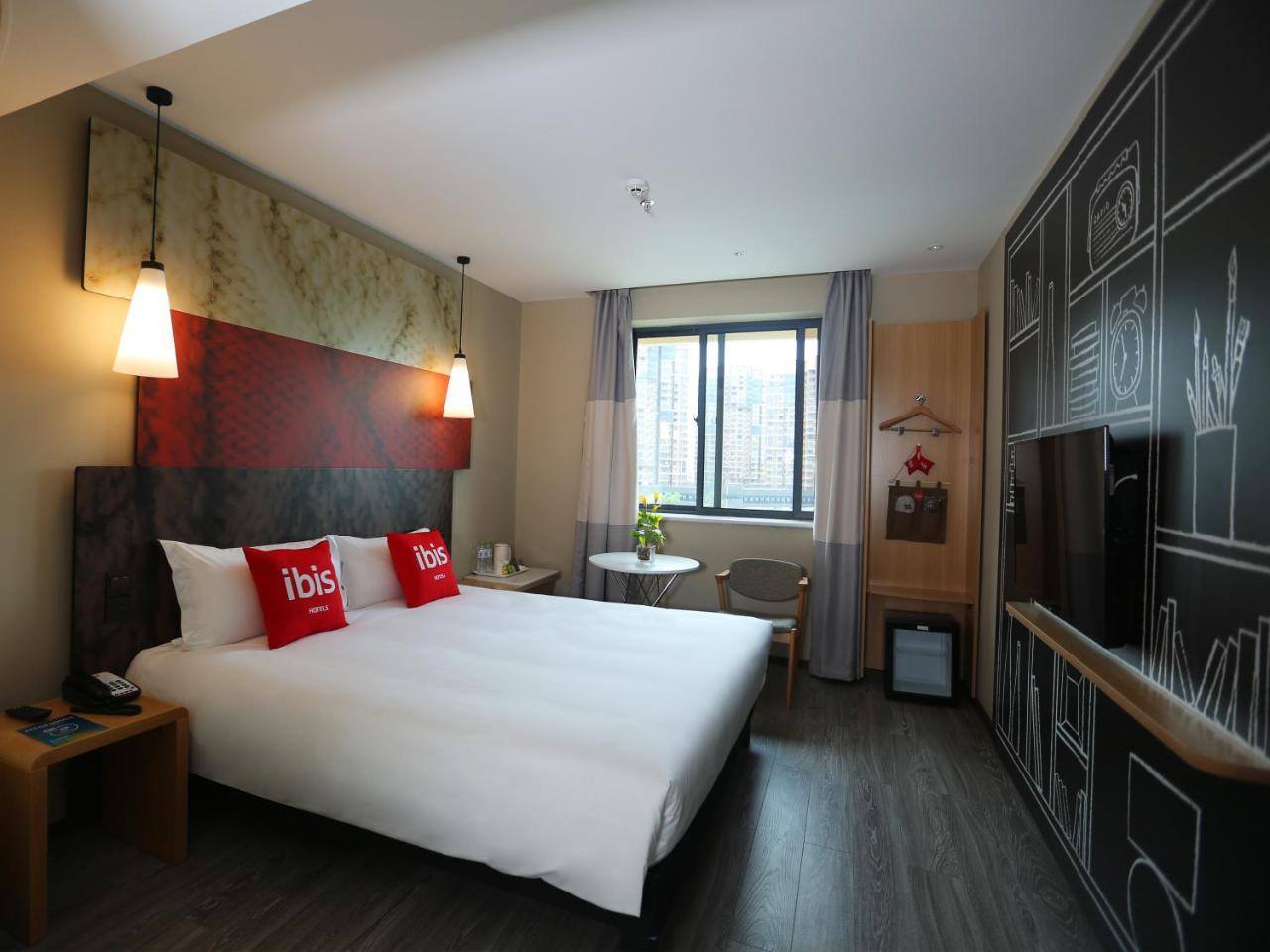 Ibis Haikou Injoy Plaza Hotel Экстерьер фото