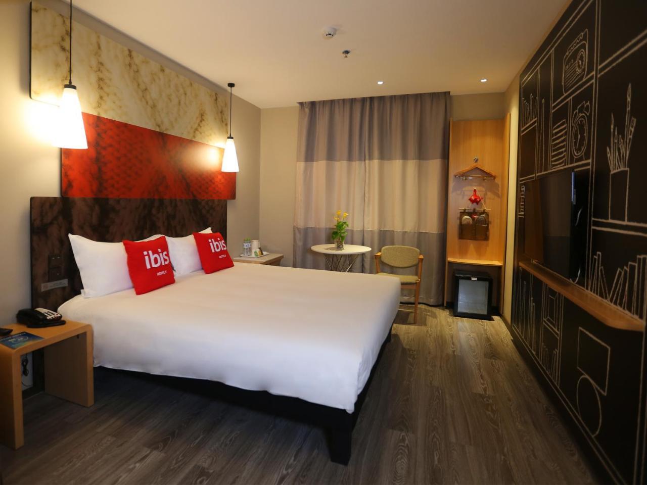 Ibis Haikou Injoy Plaza Hotel Экстерьер фото